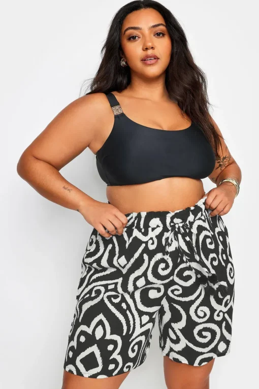 Abstract Print Crinkle Shorts