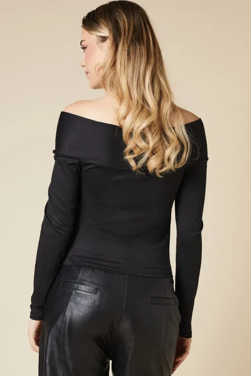 Black Twist front long sleeve top
