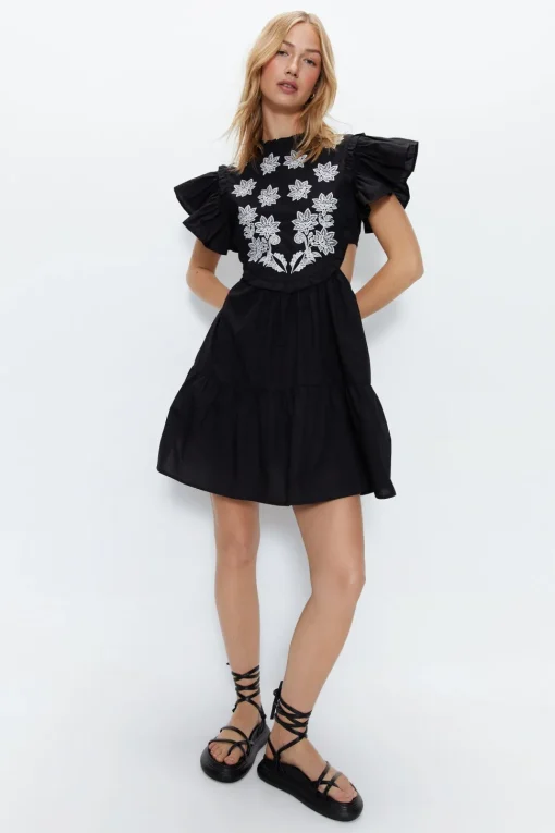 Contrast Embroidery Floral Mini Tunic Dress
