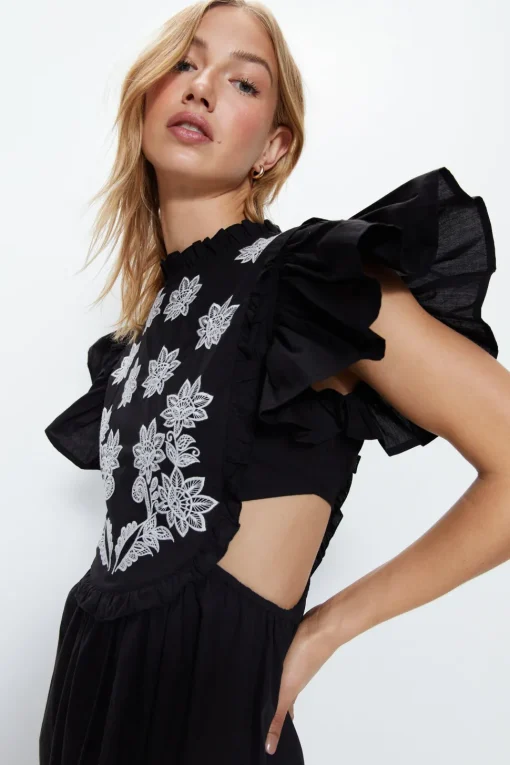 Contrast Embroidery Floral Mini Tunic Dress