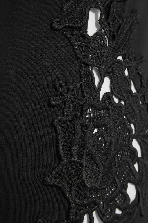 Cropped Lace Leggings