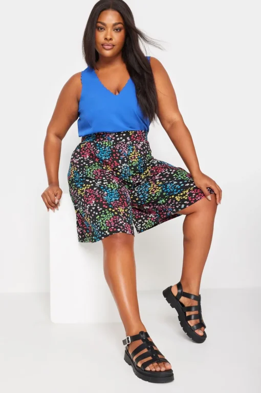 Ditsy Floral Print Jersey Shorts