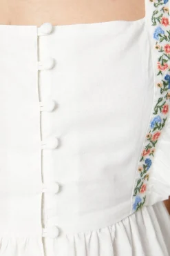 Embroidered Sleeveless Blouse