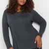 Essential Long Sleeve V-Neck Top