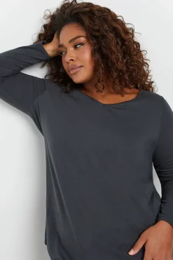 Essential Long Sleeve V-Neck Top