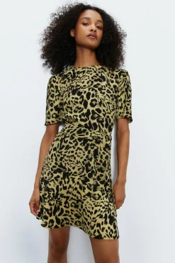 Fluted Hem Tie Waist Flippy Dress