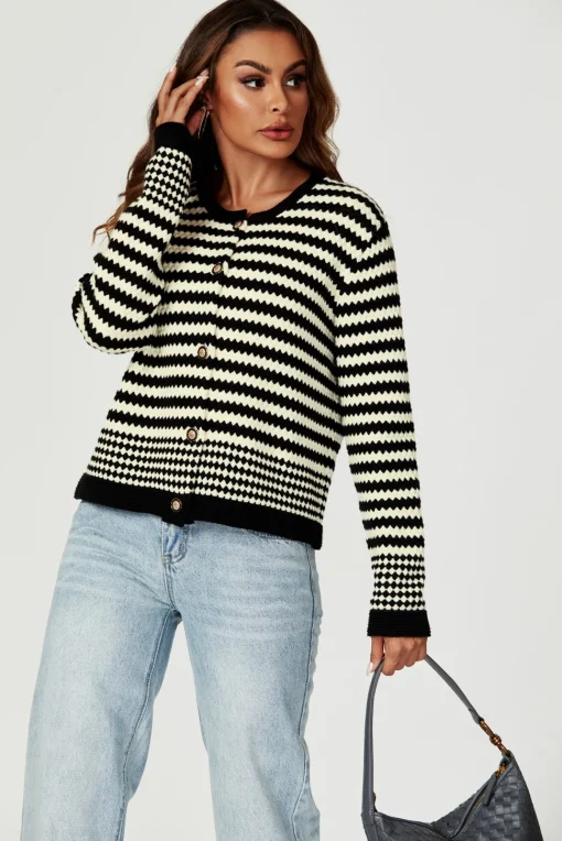 Geo Pattern Knitted Cardigan In Black