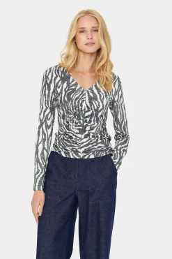 GhitaSZ V-neck Slim Fit Printed Blouse-