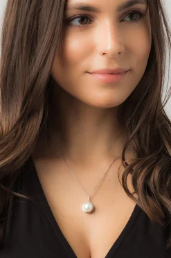 Gift Packaged 'Cosmos' Rhodium Plated 925 Silver Pearl Necklace