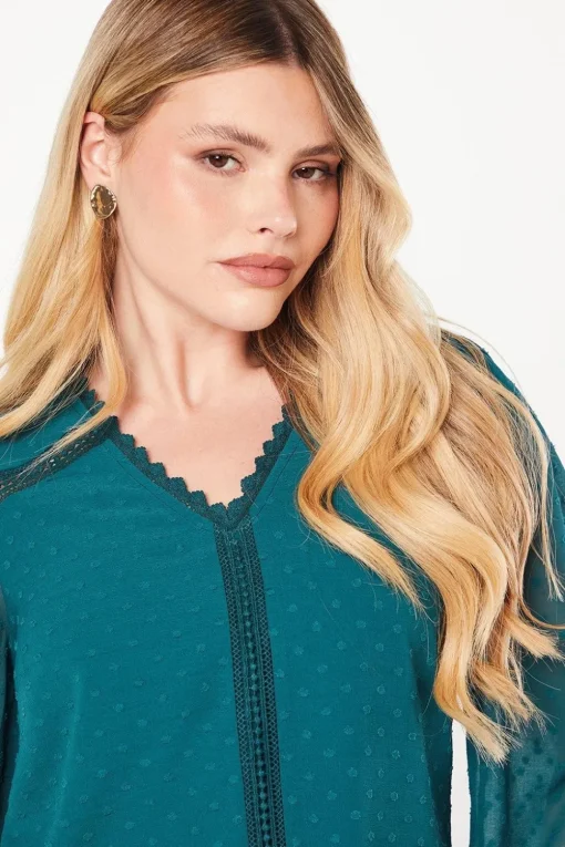 Lace Trim Dobby Blouse