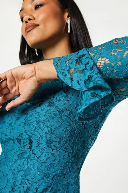 Long Sleeve Tiered Ruffle Lace Midi Dress
