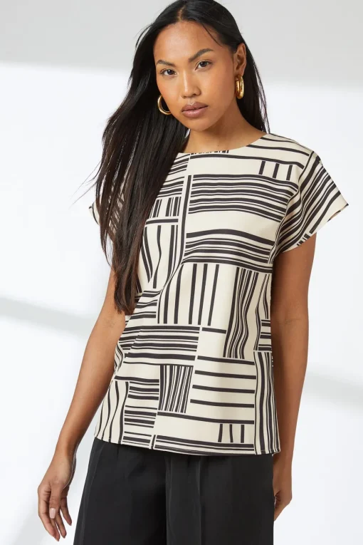 Mono Geo Print Short Sleeve Top