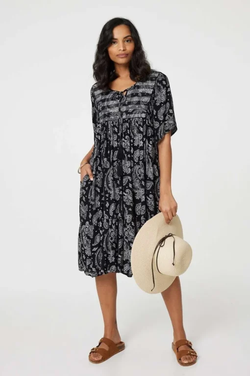 Paisley Print Keyhole Neck Relaxed Dress