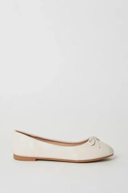 Penelope Bow Detail Comfort Ballet Pumps