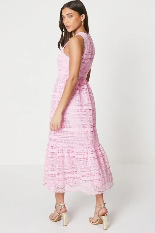 Petite Lace Sleeveless Midaxi Dress