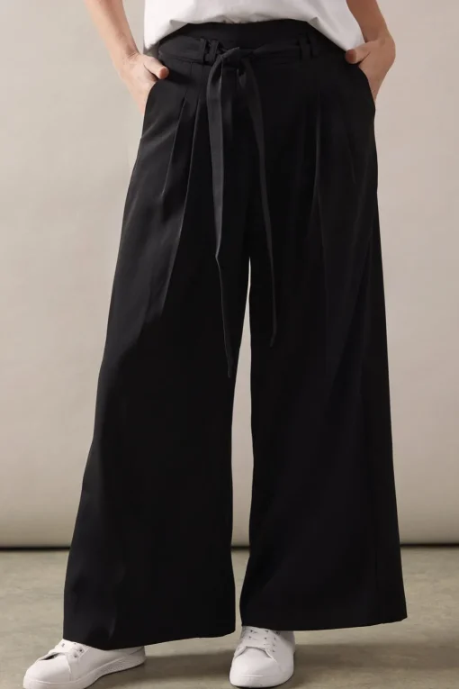 Petite Self Belted Wide Leg Trouser