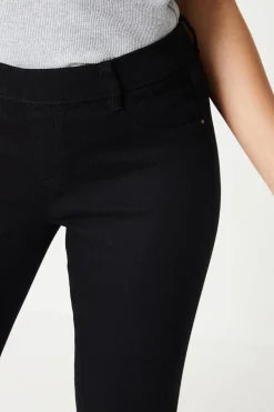 Petite Skinny Ankle Grazer Jeggings