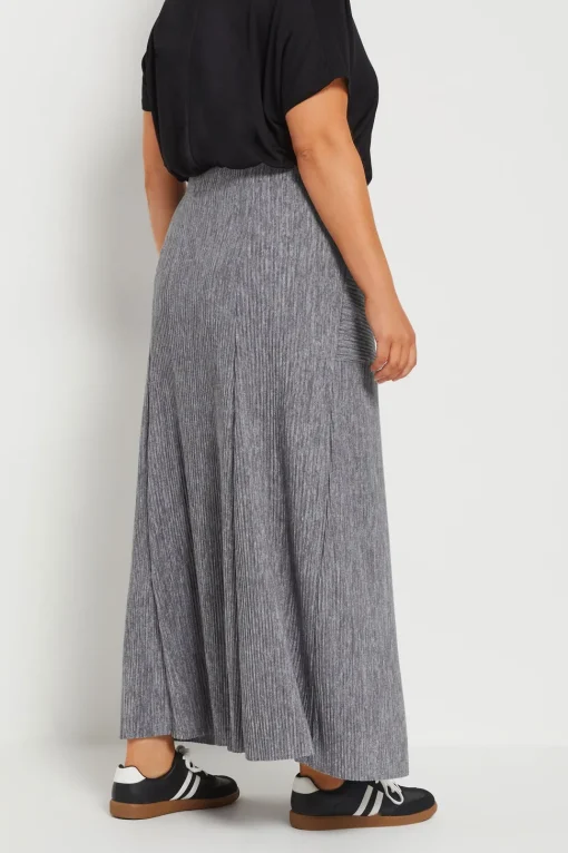 Pleated Pocket Skirt