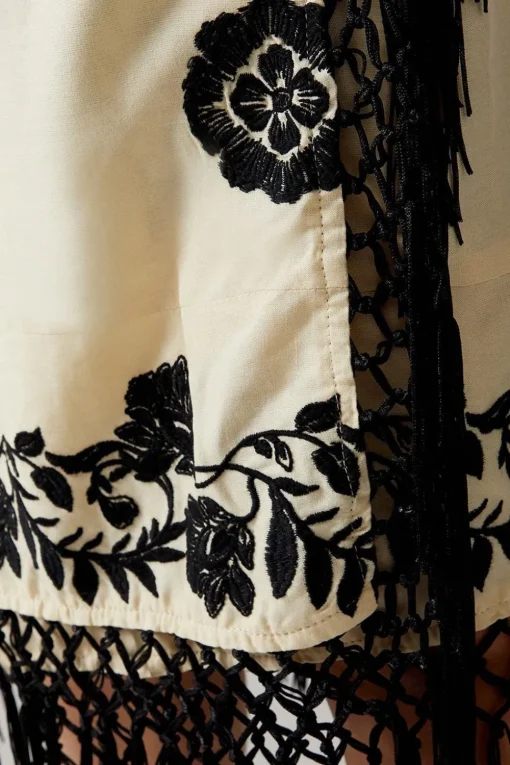Premium Embroidered Tassel Sarong