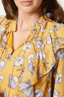 Ruffle Top