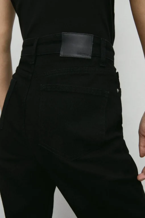 94s Denim Stretch Straight Leg Raw Hem Jeans