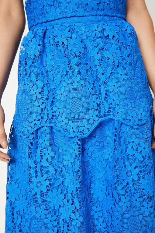 Scallop Lace Tiered Midi Skirt