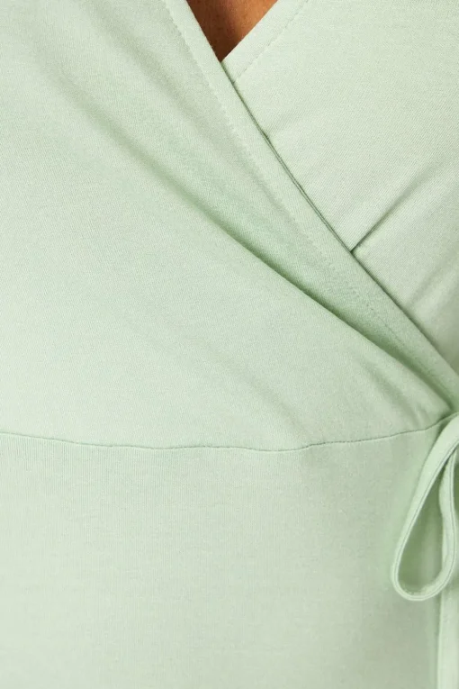 Short Sleeve Wrap Midi Dress