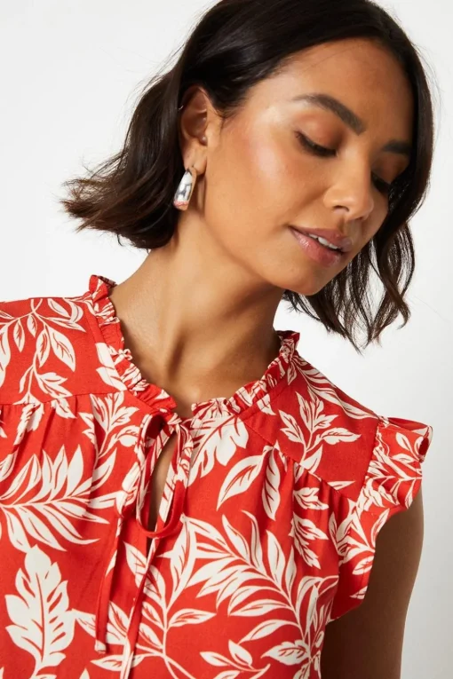 Sleeveless Keyhole Ruffle Blouse