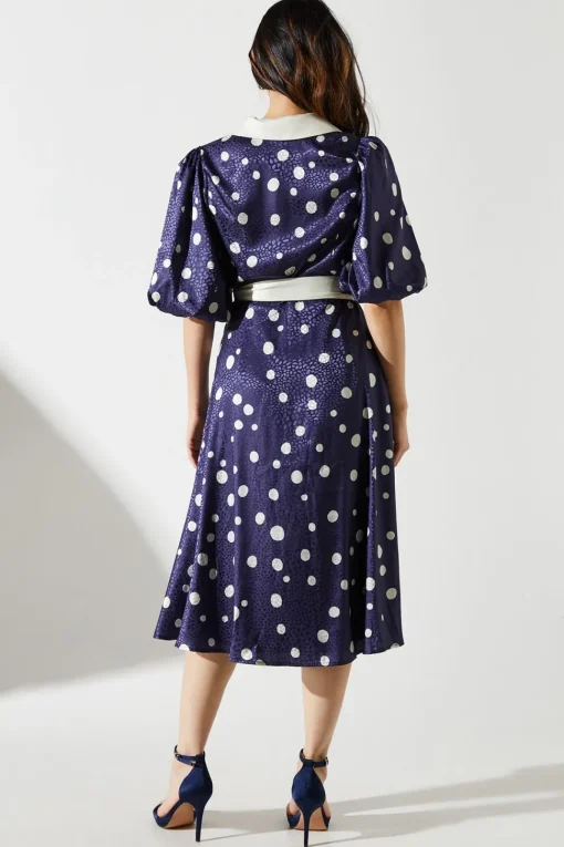 Spot Contrast Collar Dress