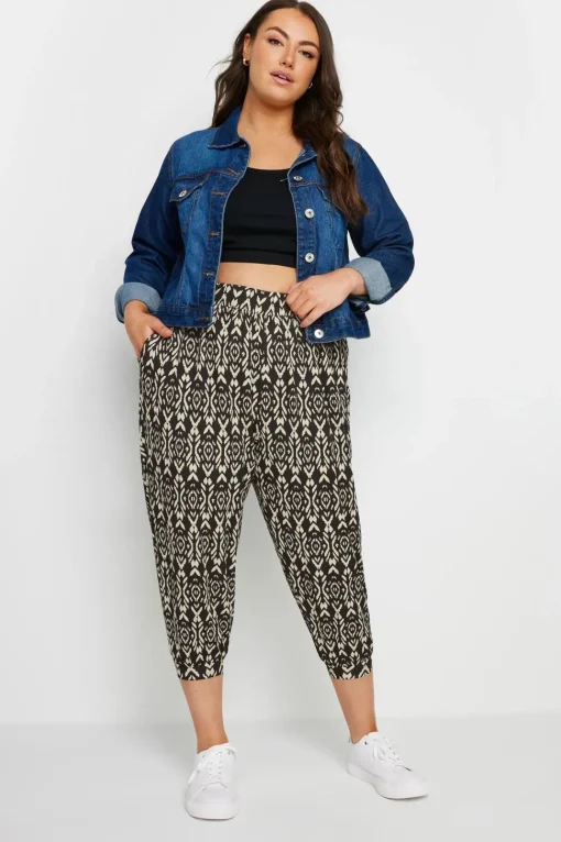 Textured Cropped Harem Trousers