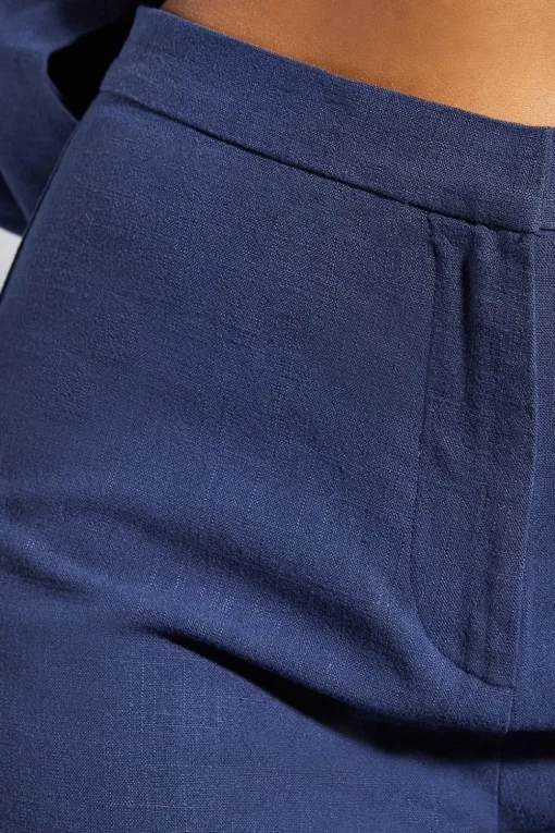 Textured Tailored High Waisted Shorts
