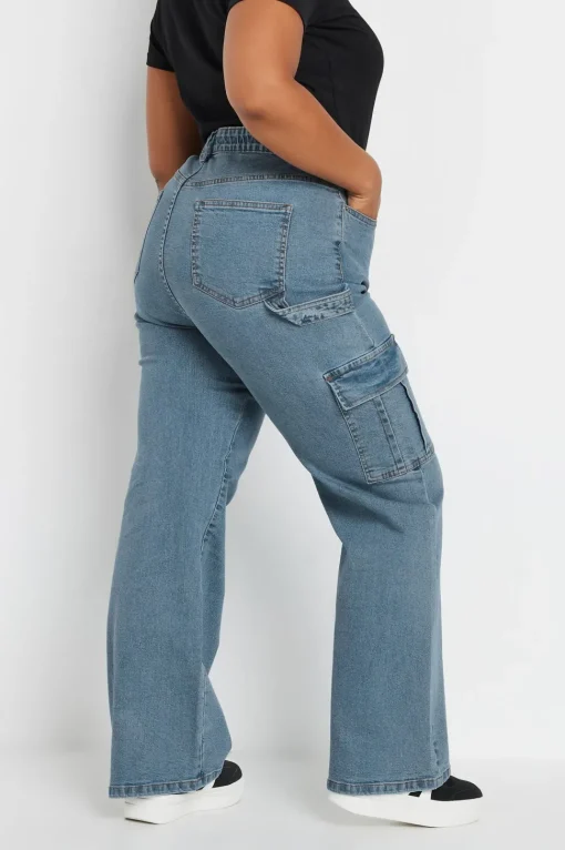 Wide Leg Cargo Jeans