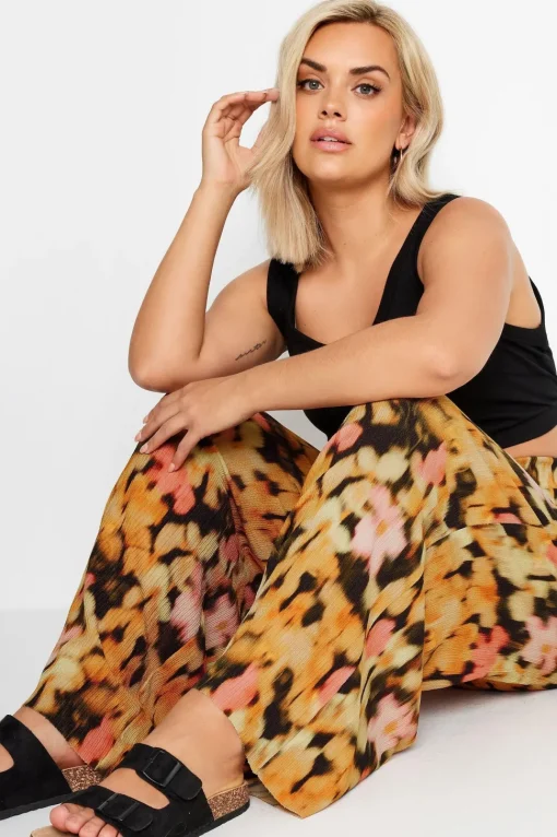 Wide Leg Trousers