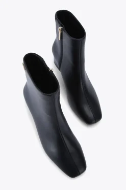 'Cleo Ankle'  Boots