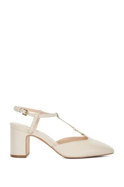 'Dominate' Leather Court Shoes