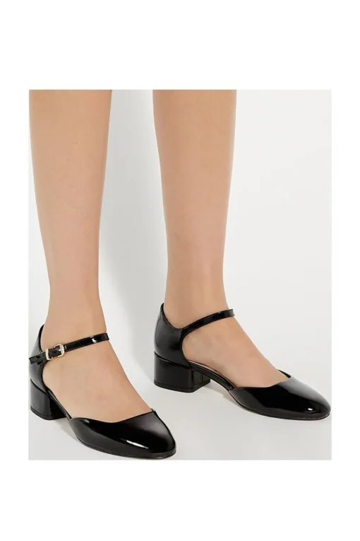 'Dominos' Court Shoes
