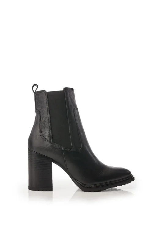'Kayari' Leather Heeled Boots