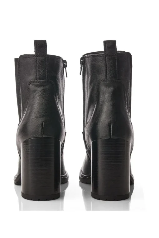 'Kayari' Leather Heeled Boots