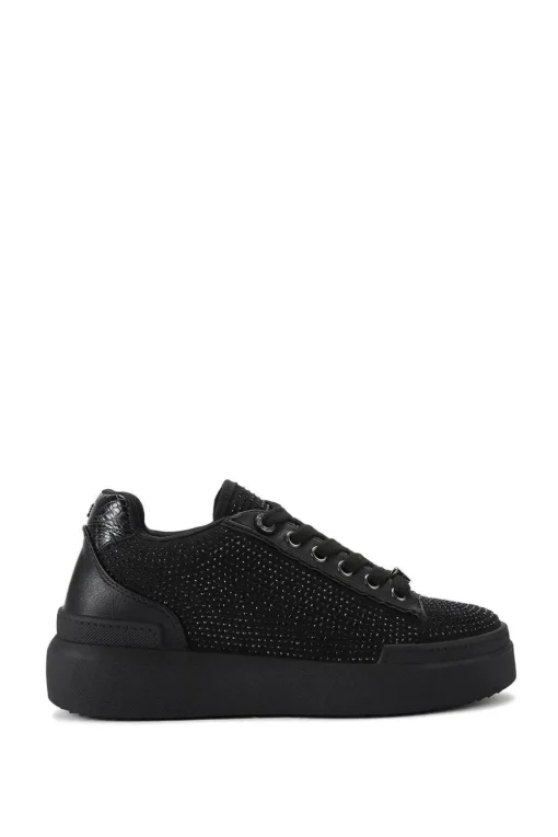 'Lilia'  Trainers