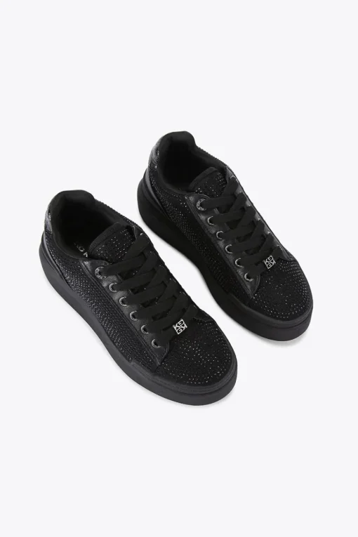 'Lilia'  Trainers
