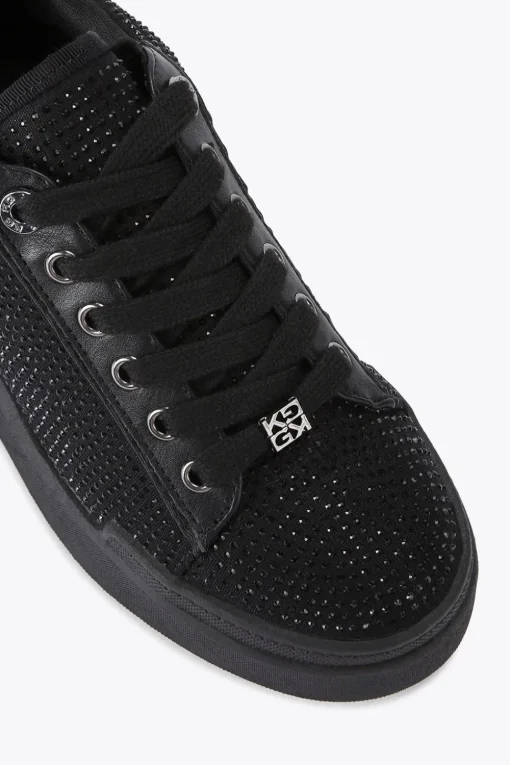 'Lilia'  Trainers