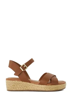 'Linnie' Leather Sandals
