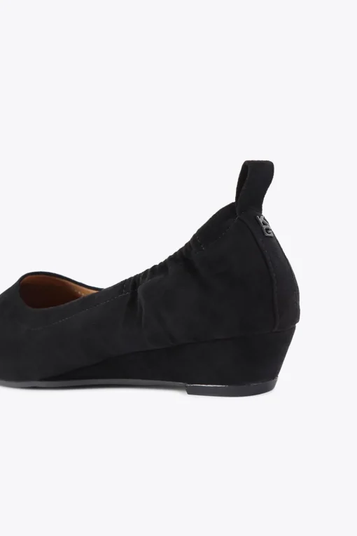 'Mackie' Suedette Flats