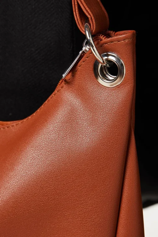 Zip Detail Shoulder Bag